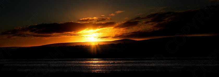 Sunset 
 Skies 0007 
 Keywords: fields, countryside, sunset, sky