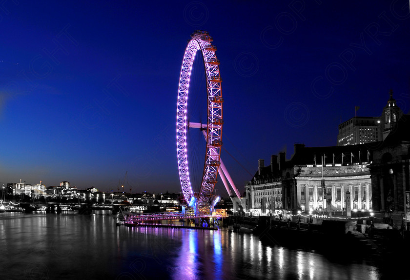 London Eye 04 
 London Eye 
 Keywords: London Eye, Night, Thames, London