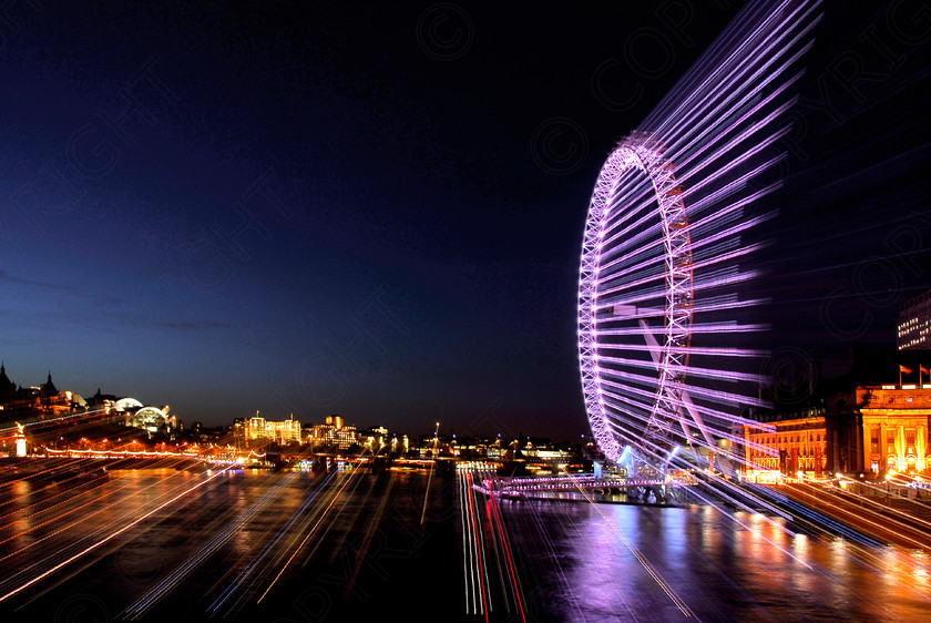 London Eye 08 
 London Eye 
 Keywords: London Eye, Night, Thames, London